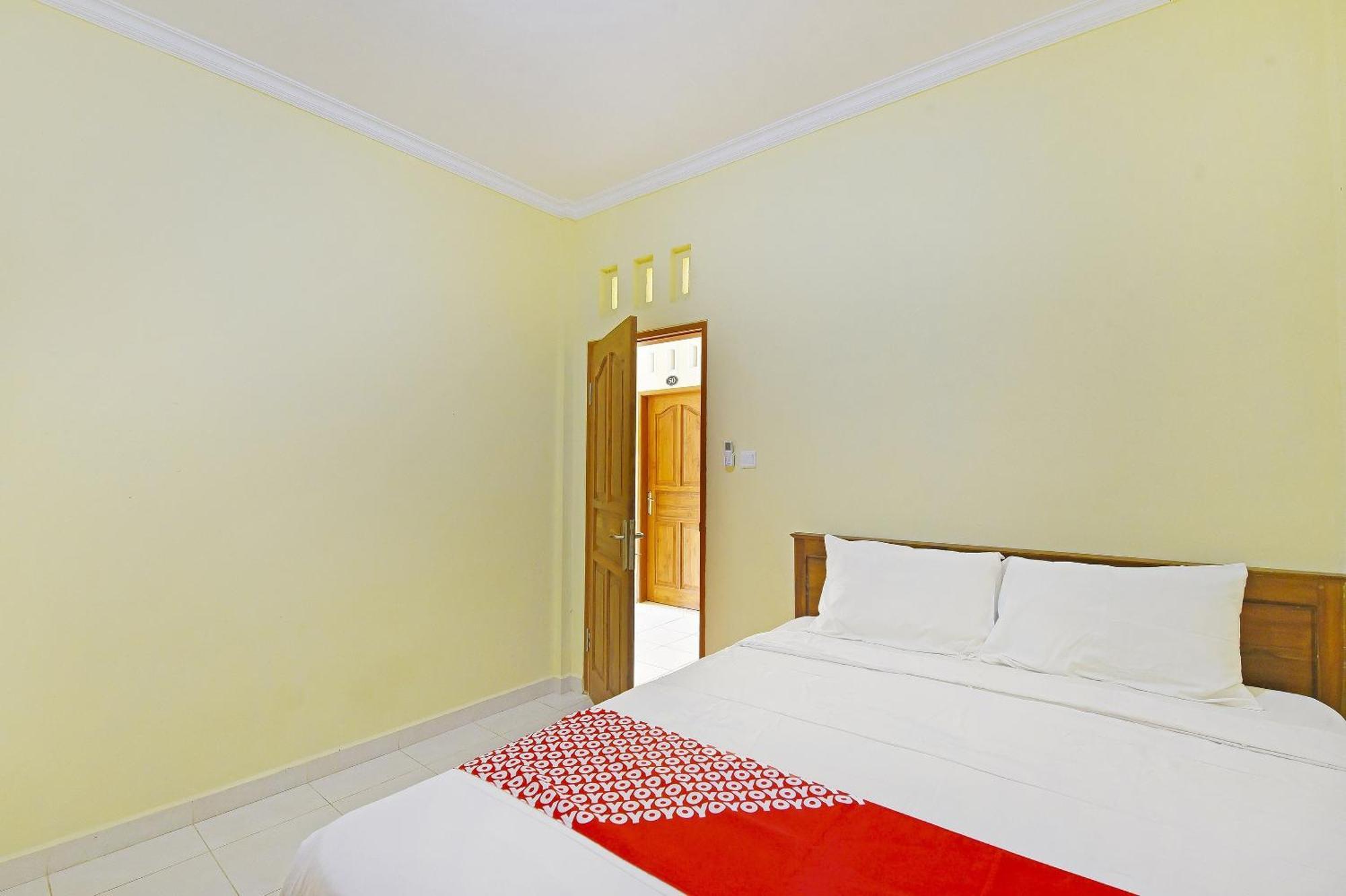 Oyo Life 90675 Ld Residence Ungasan  Exterior photo